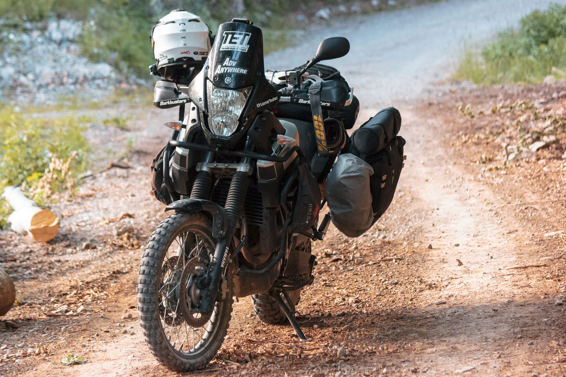 Dual sport motorcycle with luggage